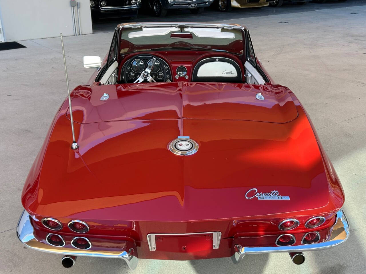 Chevrolet-Corvette-Cabriolet-1965-Red-White-94919-7