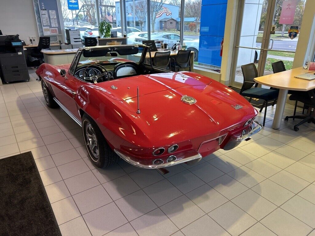 Chevrolet-Corvette-Cabriolet-1966-Black-20410-3