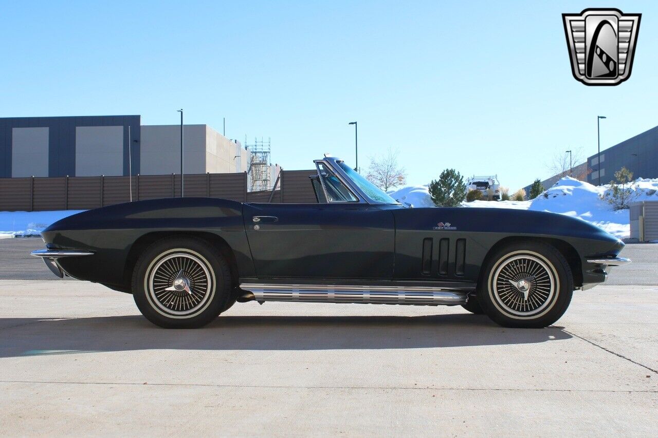 Chevrolet-Corvette-Cabriolet-1966-Blue-Black-1098-7