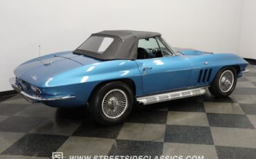 Chevrolet-Corvette-Cabriolet-1966-Blue-Blue-31384-11