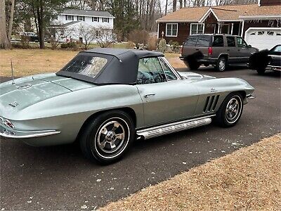 Chevrolet-Corvette-Cabriolet-1966-Green-101389-1