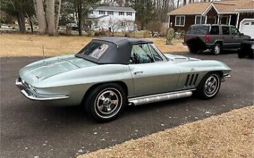 Chevrolet-Corvette-Cabriolet-1966-Green-101389-9