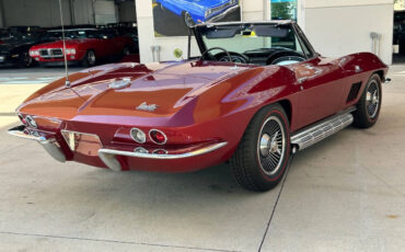 Chevrolet-Corvette-Cabriolet-1966-Maroon-Black-114296-4