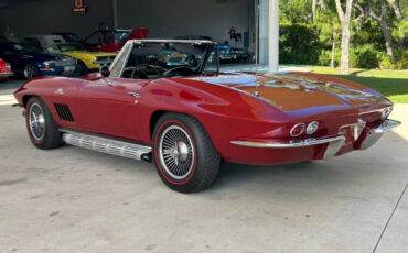 Chevrolet-Corvette-Cabriolet-1966-Maroon-Black-114296-7