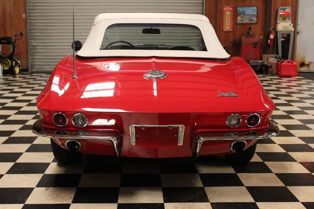 Chevrolet-Corvette-Cabriolet-1966-Red-Black-130357-10