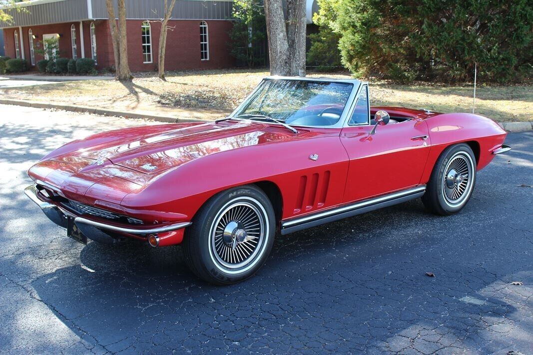 Chevrolet-Corvette-Cabriolet-1966-Red-Black-130357-24