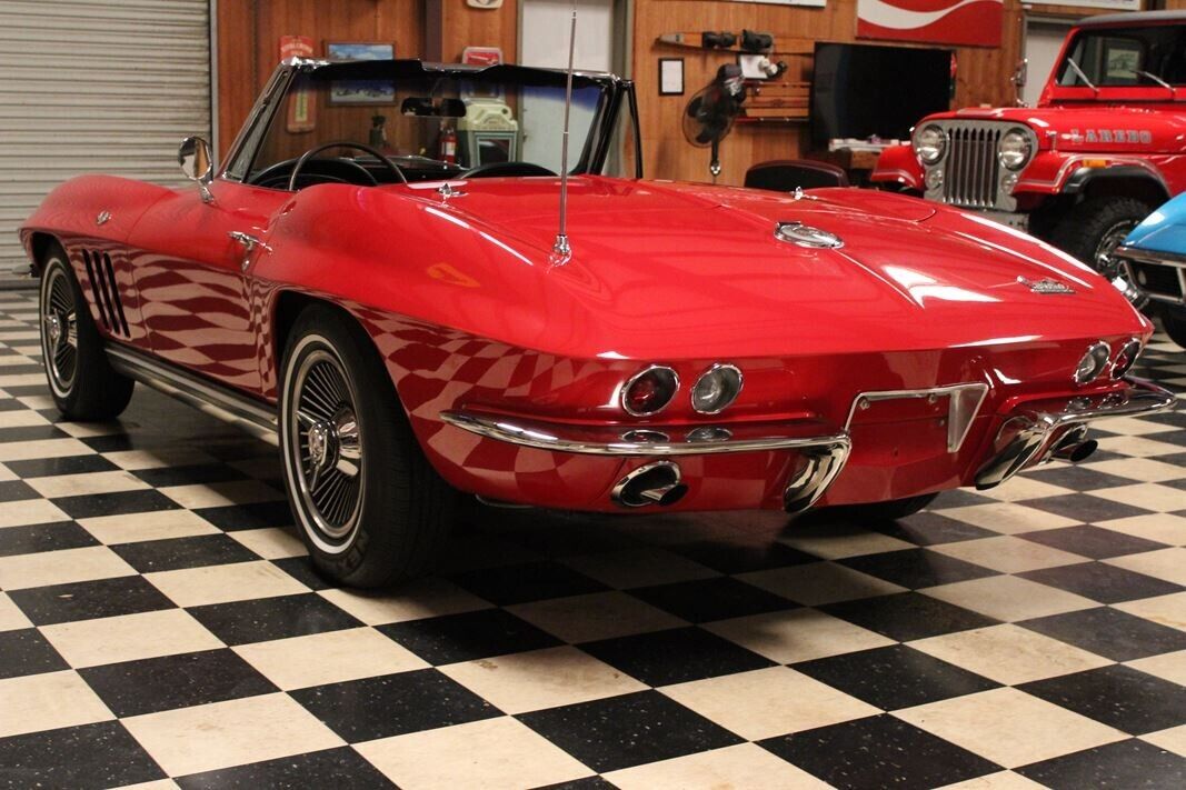 Chevrolet-Corvette-Cabriolet-1966-Red-Black-130357-3