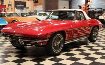 Chevrolet-Corvette-Cabriolet-1966-Red-Black-130357-8