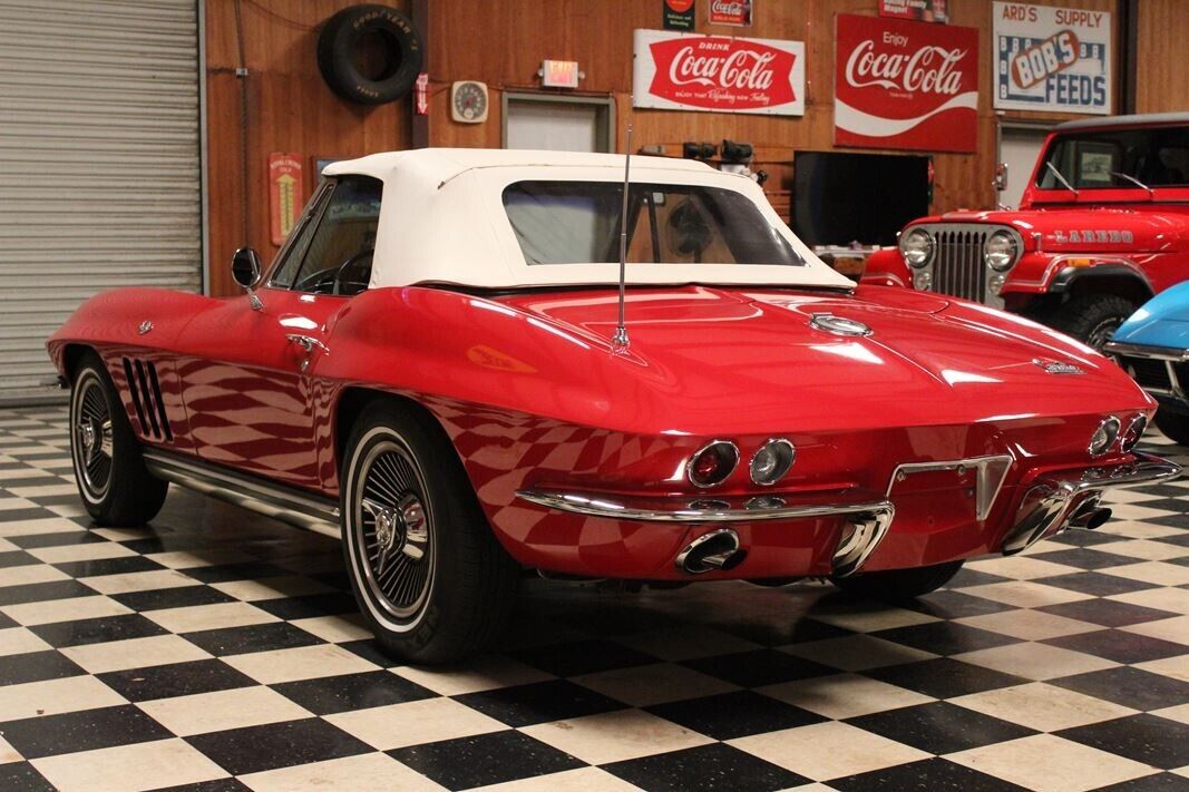 Chevrolet-Corvette-Cabriolet-1966-Red-Black-130357-9