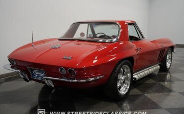 Chevrolet-Corvette-Cabriolet-1966-Red-Red-112078-10