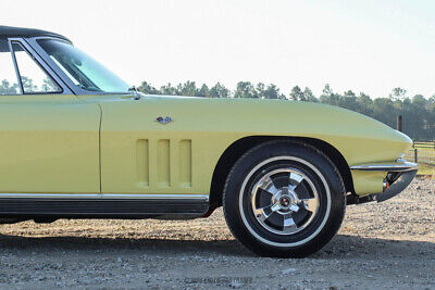 Chevrolet-Corvette-Cabriolet-1966-Yellow-Black-96561-10