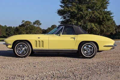 Chevrolet-Corvette-Cabriolet-1966-Yellow-Black-96561-2