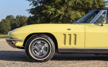 Chevrolet-Corvette-Cabriolet-1966-Yellow-Black-96561-3