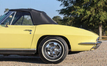 Chevrolet-Corvette-Cabriolet-1966-Yellow-Black-96561-4