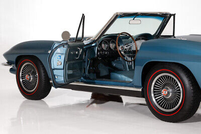 Chevrolet-Corvette-Cabriolet-1967-Blue-Blue-0-10