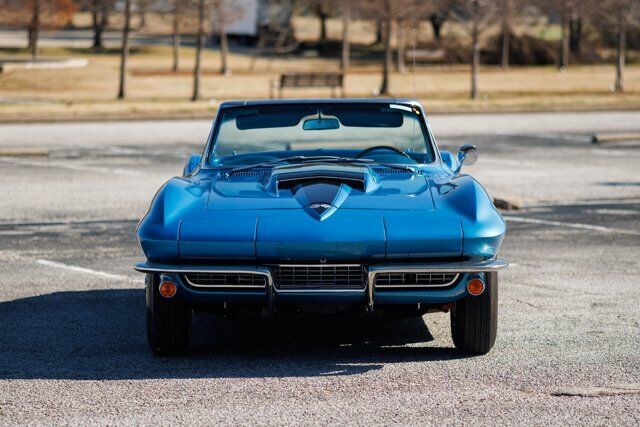 Chevrolet-Corvette-Cabriolet-1967-Blue-Blue-1788-24