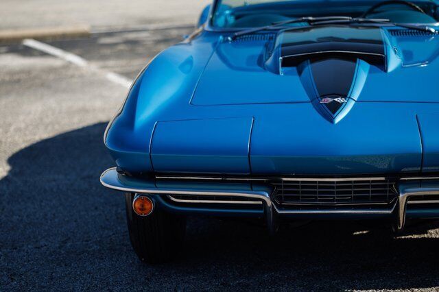 Chevrolet-Corvette-Cabriolet-1967-Blue-Blue-1788-26