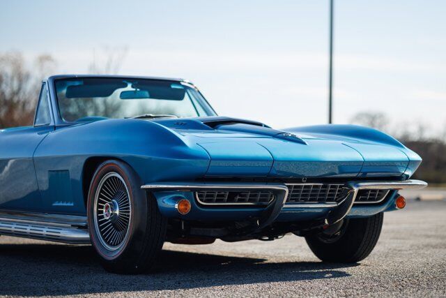 Chevrolet-Corvette-Cabriolet-1967-Blue-Blue-1788-29