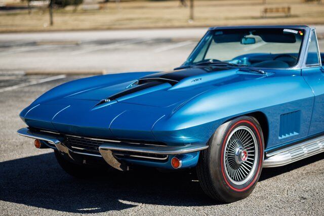 Chevrolet-Corvette-Cabriolet-1967-Blue-Blue-1788-34