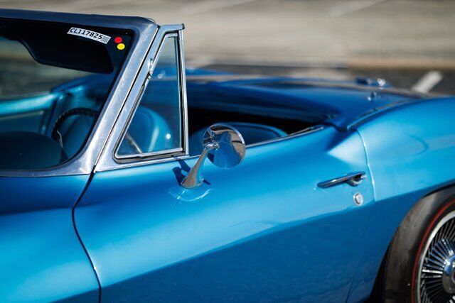 Chevrolet-Corvette-Cabriolet-1967-Blue-Blue-1788-38