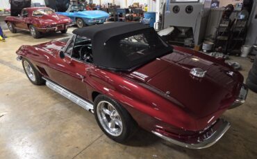 Chevrolet-Corvette-Cabriolet-1967-MARLBORO-MAROON-BLACK-LEATHER-83881-11