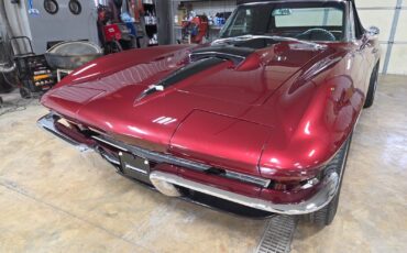 Chevrolet-Corvette-Cabriolet-1967-MARLBORO-MAROON-BLACK-LEATHER-83881-2