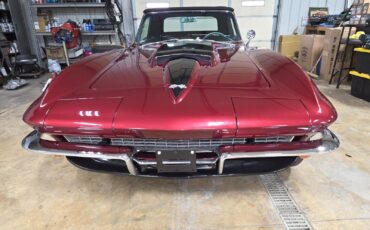 Chevrolet-Corvette-Cabriolet-1967-MARLBORO-MAROON-BLACK-LEATHER-83881-3