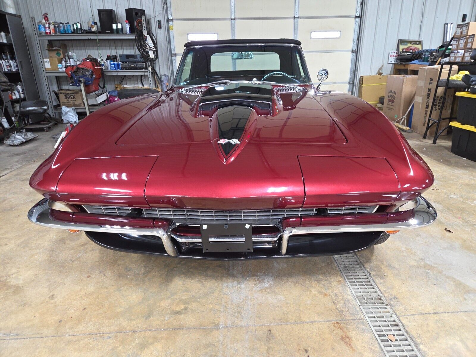 Chevrolet-Corvette-Cabriolet-1967-MARLBORO-MAROON-BLACK-LEATHER-83881-3