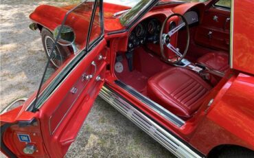 Chevrolet-Corvette-Cabriolet-1967-Red-Red-275-14