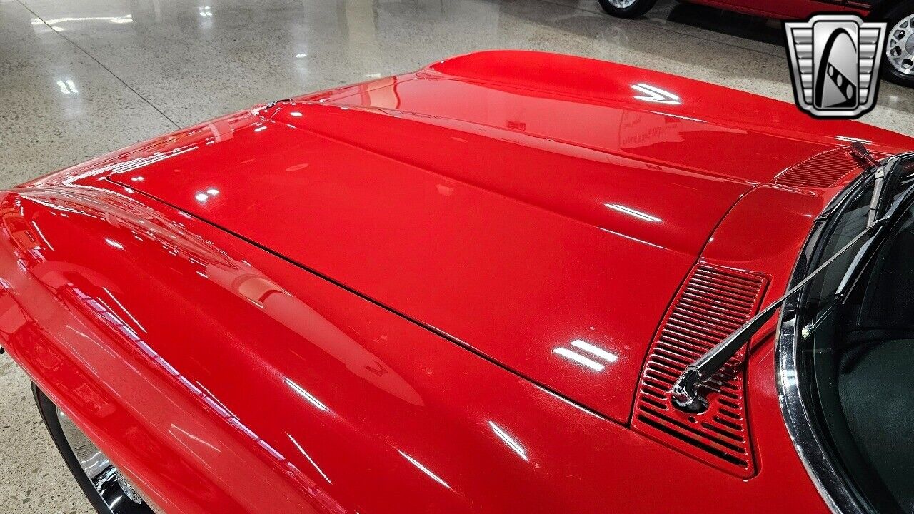 Chevrolet-Corvette-Cabriolet-1967-Red-White-68053-11