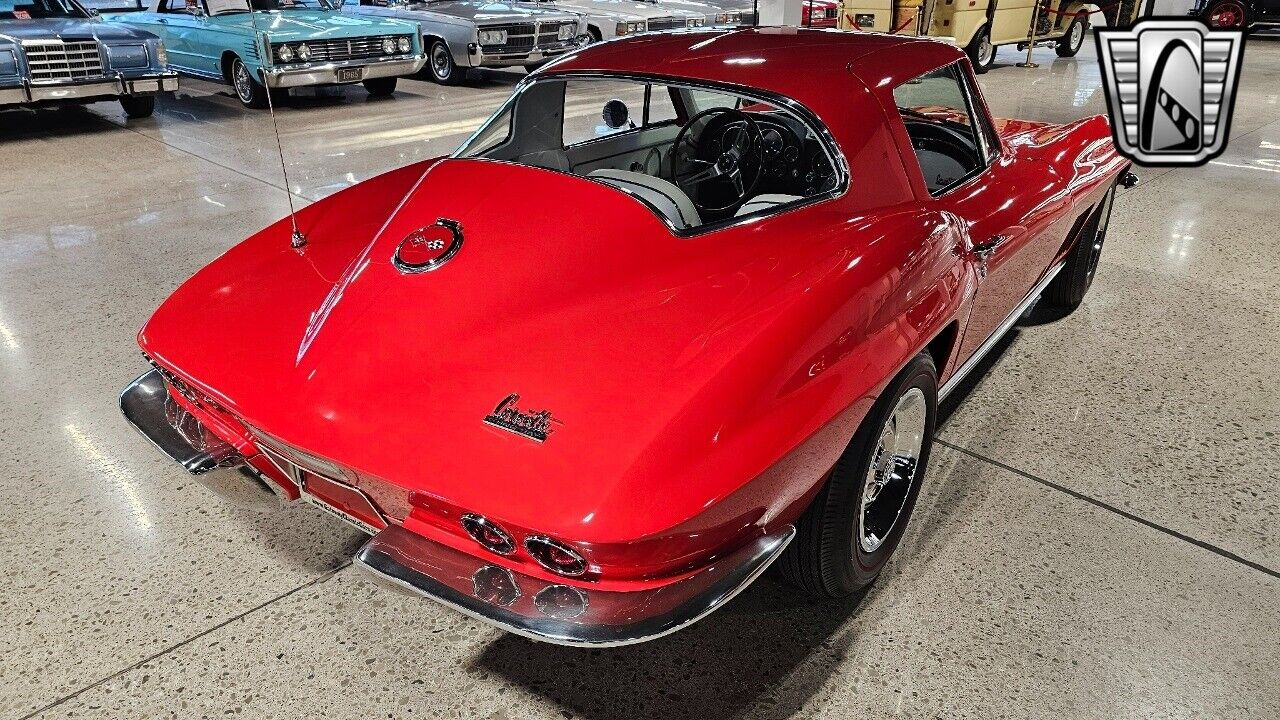 Chevrolet-Corvette-Cabriolet-1967-Red-White-68053-4