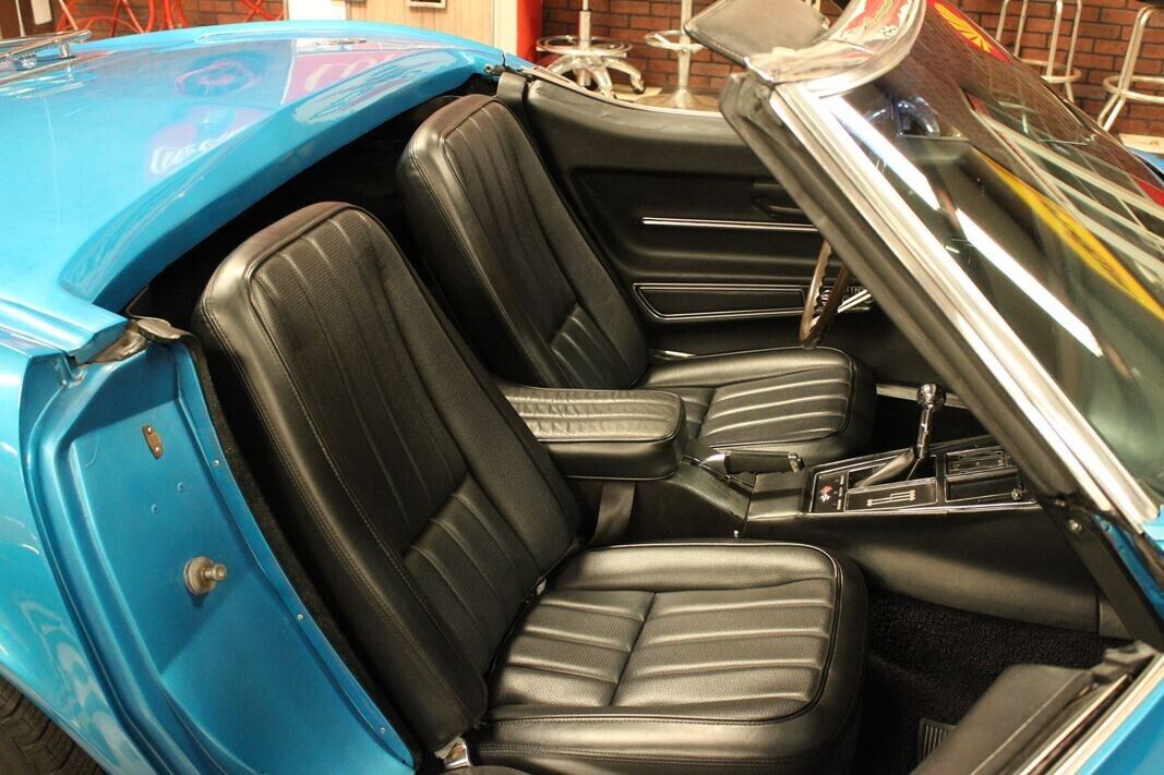 Chevrolet-Corvette-Cabriolet-1968-Blue-Black-38624-21