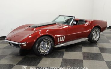 Chevrolet-Corvette-Cabriolet-1968-Burgundy-Black-149088-5