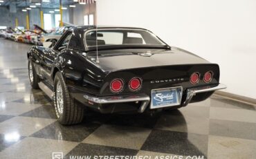 Chevrolet-Corvette-Cabriolet-1969-Black-Black-101892-8