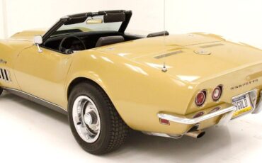 Chevrolet-Corvette-Cabriolet-1969-Gold-Black-105695-8