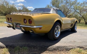 Chevrolet-Corvette-Cabriolet-1969-Gold-Black-88081-5