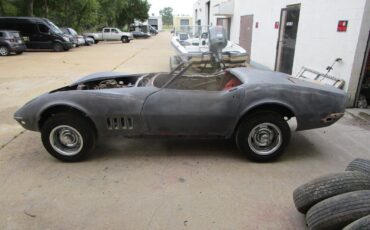 Chevrolet-Corvette-Cabriolet-1969-MONZA-RED-Black-160934-1