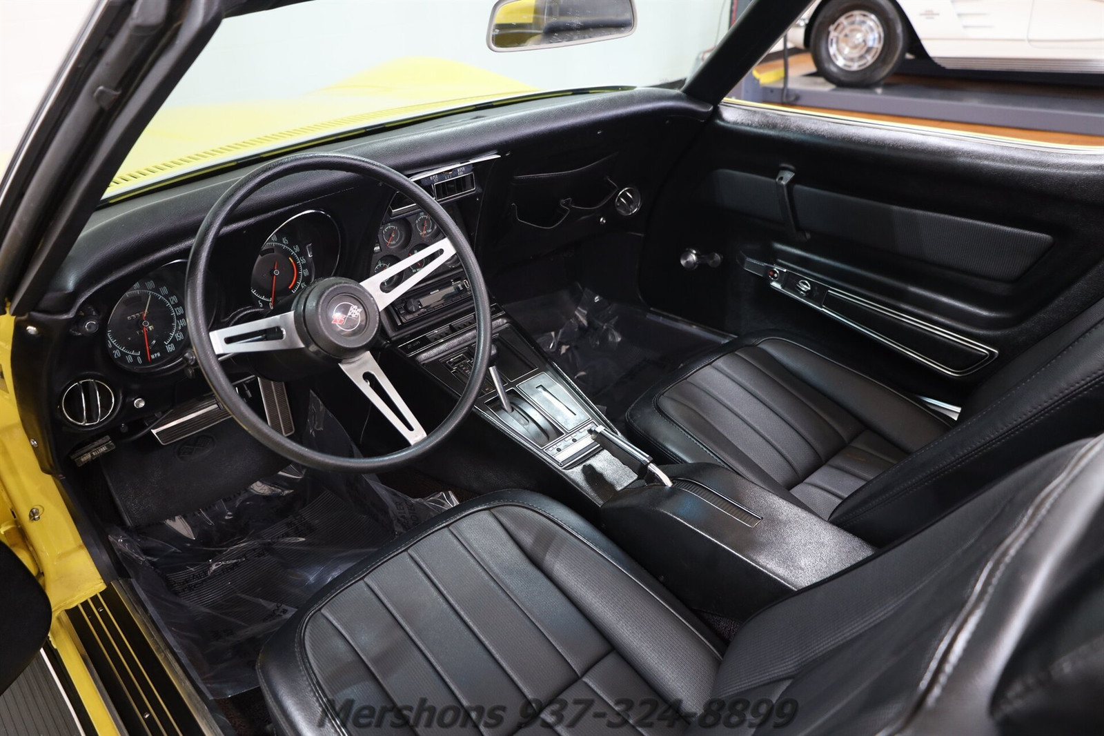 Chevrolet-Corvette-Cabriolet-1969-Yellow-Black-101992-12