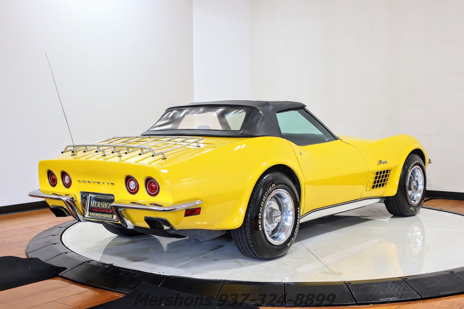 Chevrolet-Corvette-Cabriolet-1971-Yellow-Black-111843-10