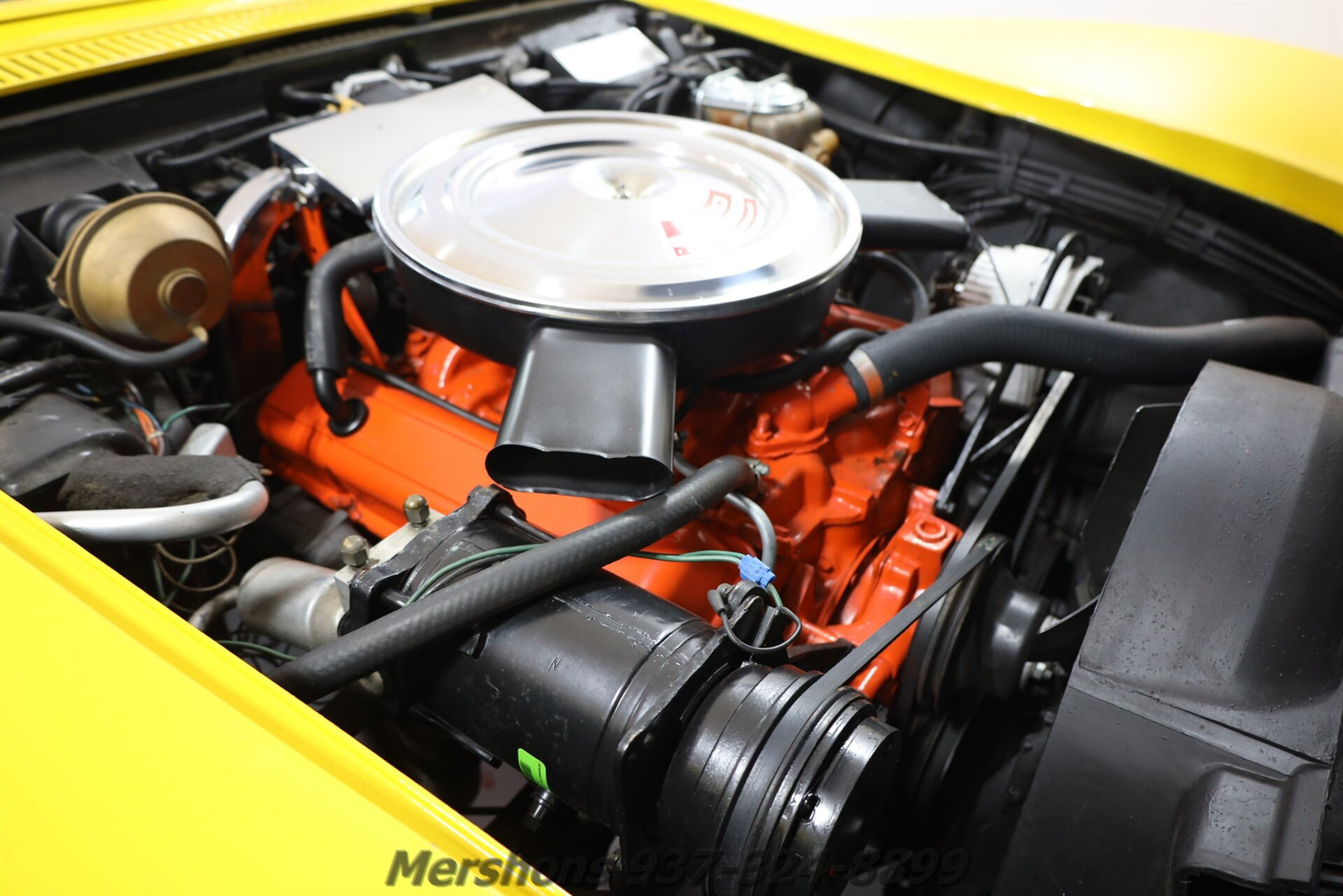 Chevrolet-Corvette-Cabriolet-1971-Yellow-Black-111843-2