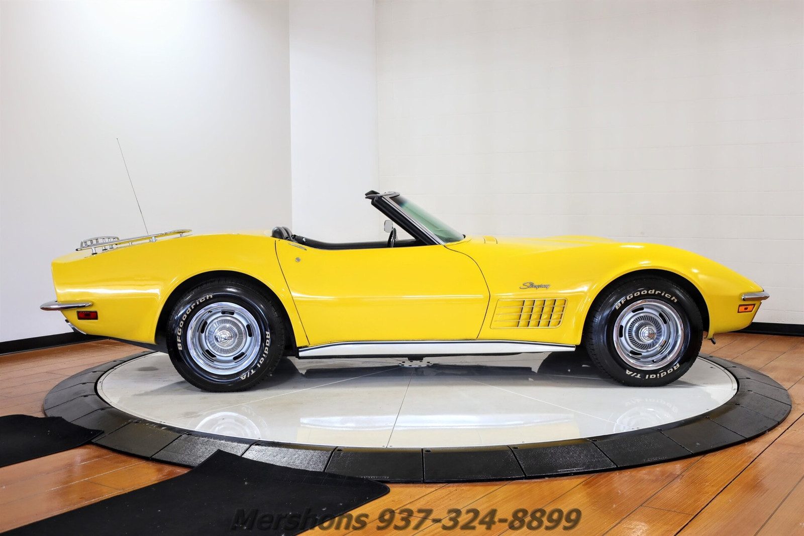 Chevrolet-Corvette-Cabriolet-1971-Yellow-Black-111843-7