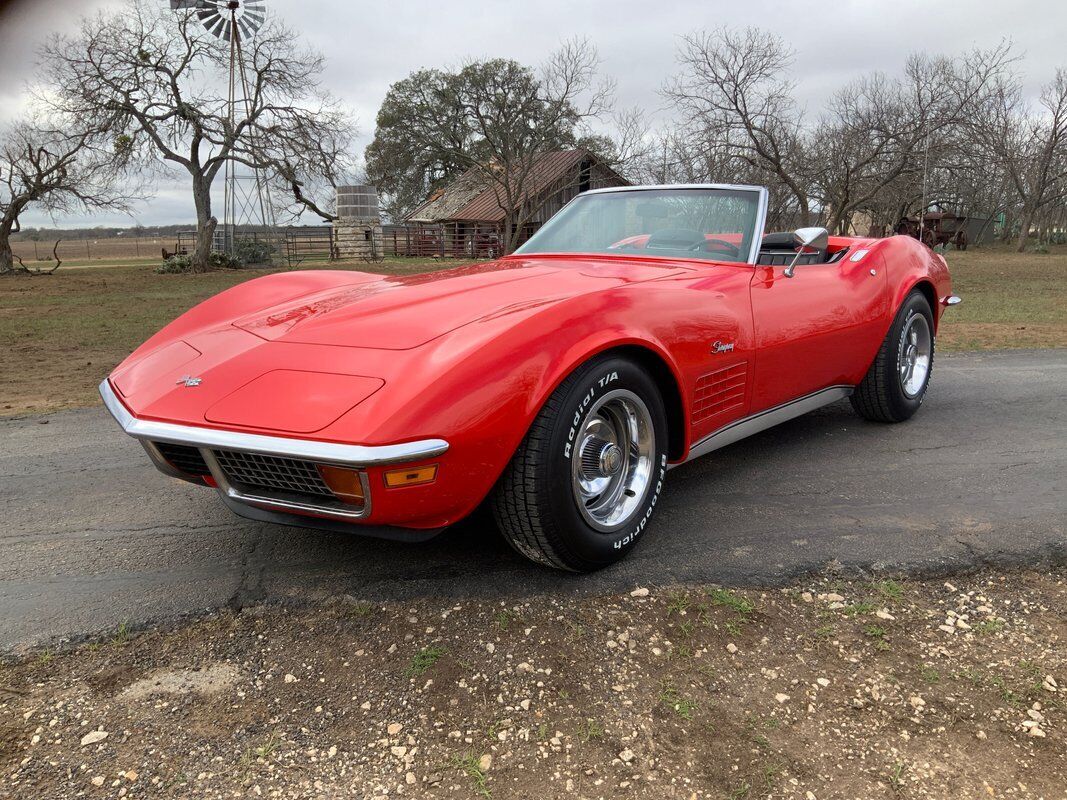 Chevrolet-Corvette-Cabriolet-1972-Red-Black-141268-11