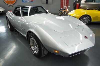 Chevrolet-Corvette-Cabriolet-1974-Silver-Black-130470-3