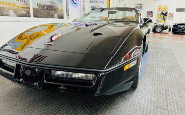 Chevrolet-Corvette-Cabriolet-1986-Black-Tan-169868-19