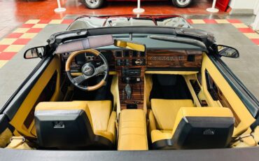 Chevrolet-Corvette-Cabriolet-1986-Black-Tan-169868-29