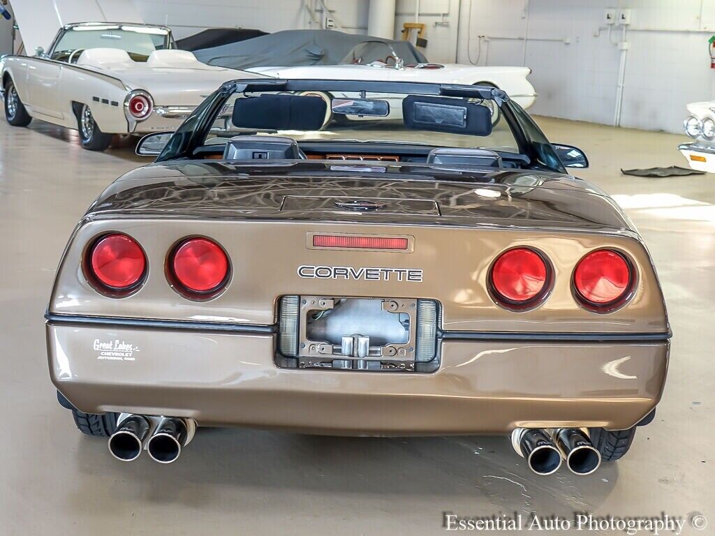 Chevrolet-Corvette-Cabriolet-1986-Brown-Bronze-117020-7