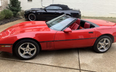 Chevrolet-Corvette-Cabriolet-1986-Red-Red-189903-1