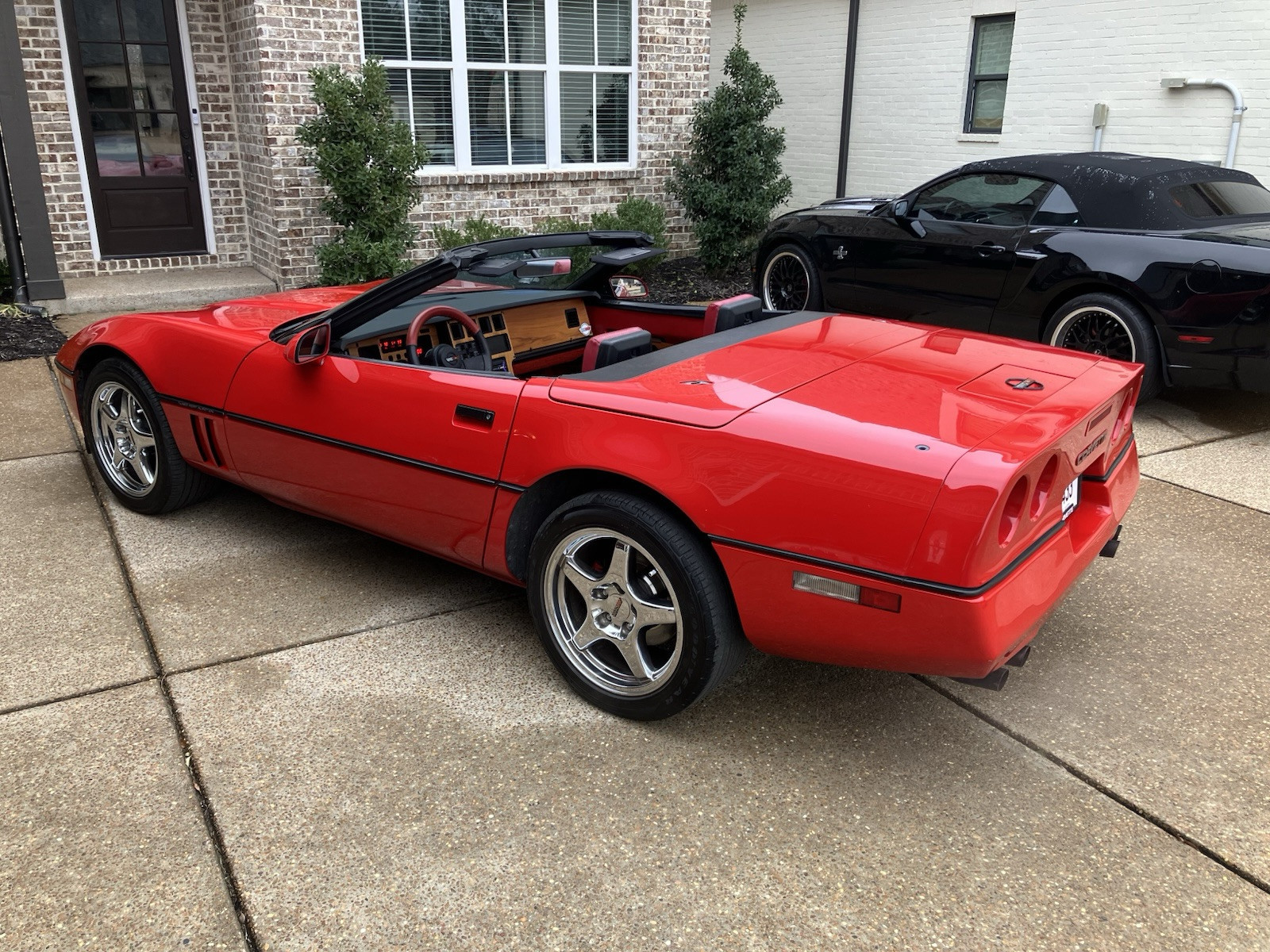 Chevrolet-Corvette-Cabriolet-1986-Red-Red-189903-2