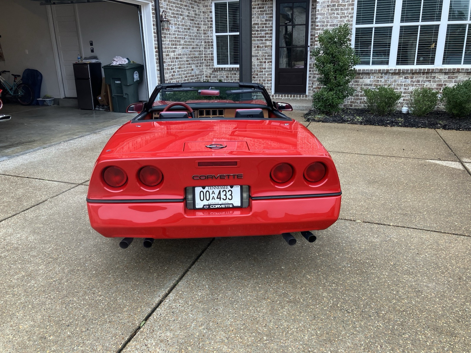 Chevrolet-Corvette-Cabriolet-1986-Red-Red-189903-6