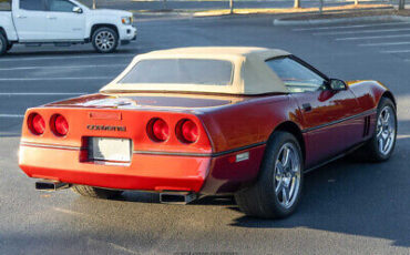 Chevrolet-Corvette-Cabriolet-1986-Red-Tan-54718-7